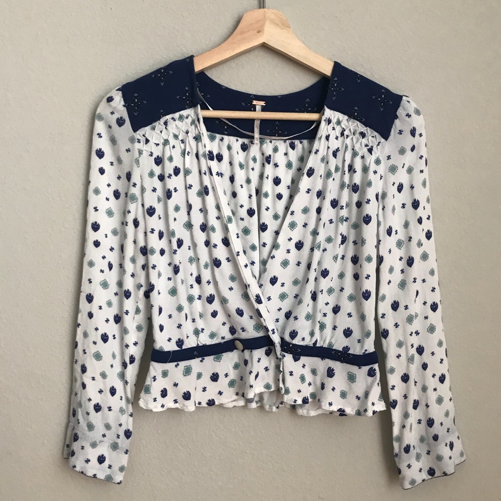 SOLD** FREE PEOPLE ‘where we roam’ ivory blouse - Picture 2 of 8